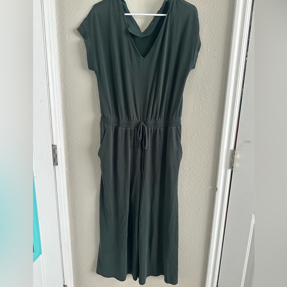 Philosophy Dark Olive Green V-Neck Jumpsuit Romper L